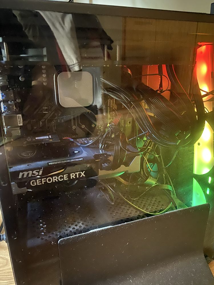 PC Gamer com RTX 5060