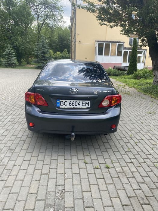 Королла 1.6хорошем состоянии полный электропакет!