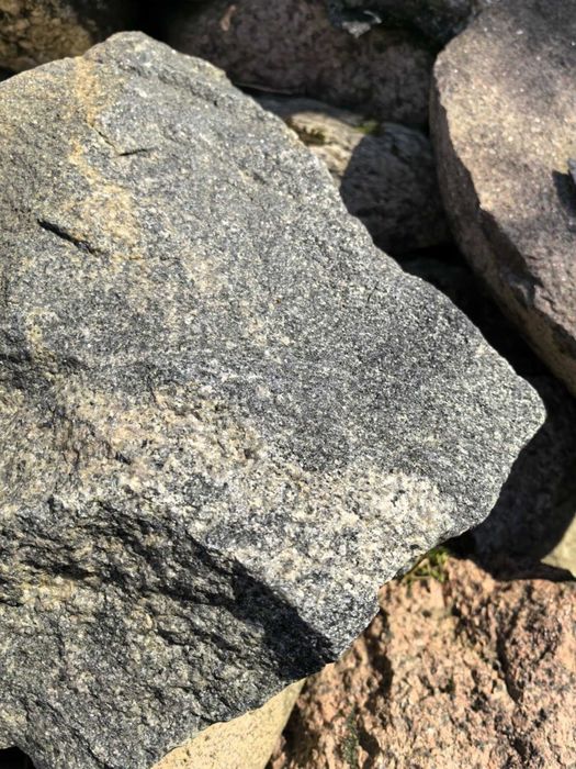 Granit skandynawski kamień naturalny