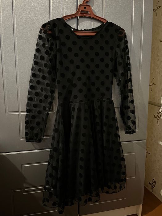 Плаття в горошок