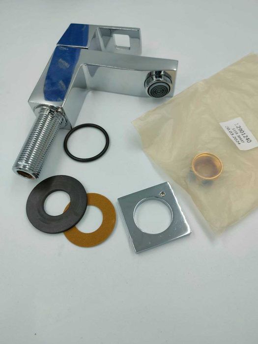 GROHE Eurocube Bateria kolumnowa Xs-Size Chrome