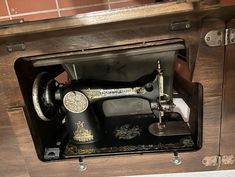 Maquina de costura singer