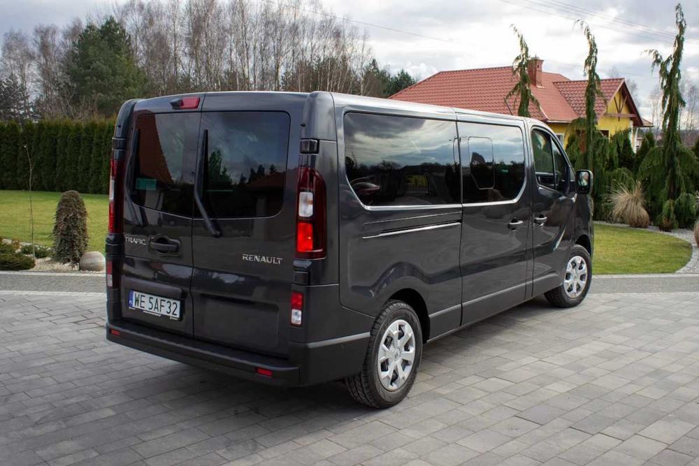 Wynajem busa 9 osobowego Łańcut Leżajsk