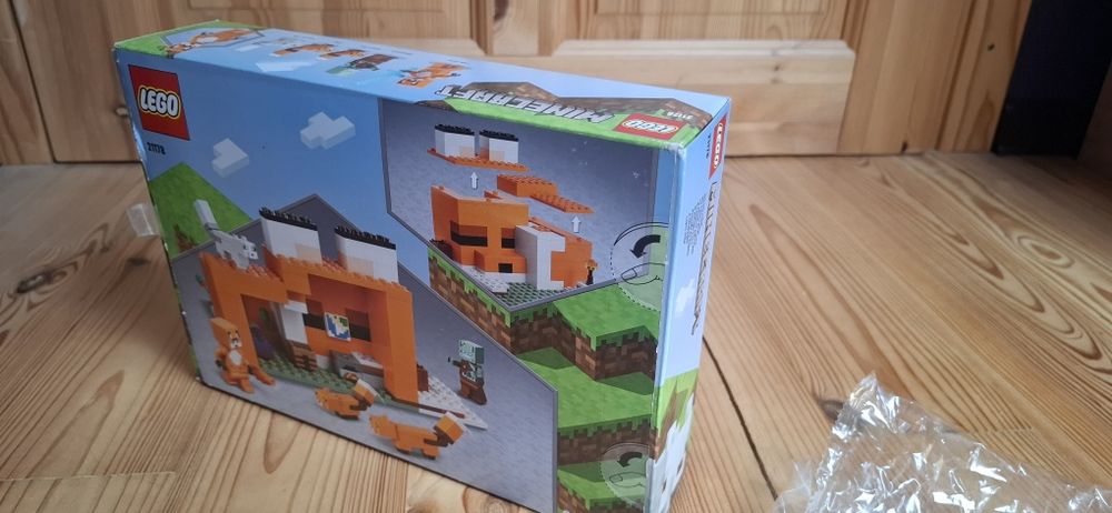 Pudełko z instrukcją po lego minecraft 21178