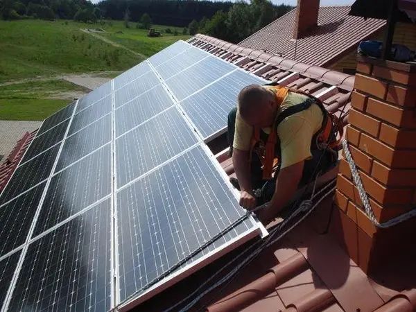 монтаж сонячних панелей електростанцій краща ціна все в наявності