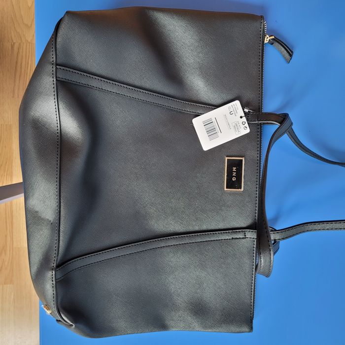 Nowa czarna torba shopper firmy mango