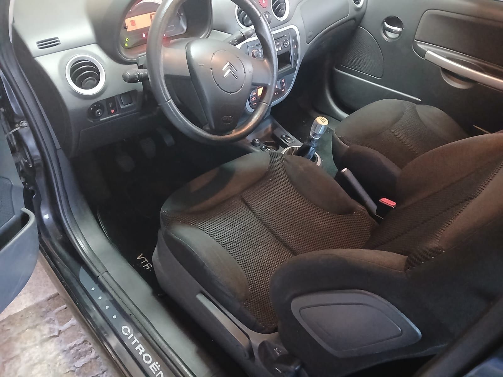 Vendo citroen c2vtr diesel de 4 lugares de 2007 em óptimo estado