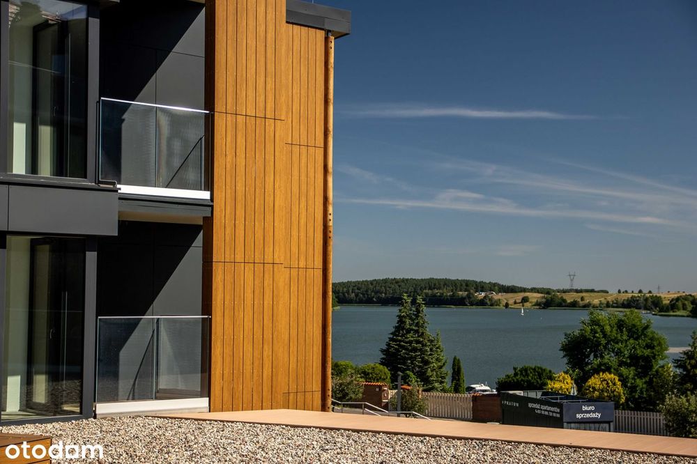 Przy jeziorze w Pratum.