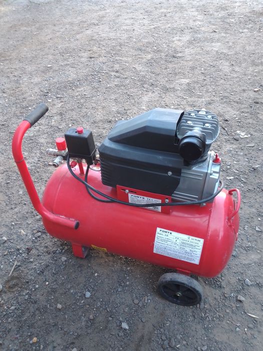Продам компресор Forte FL-50
