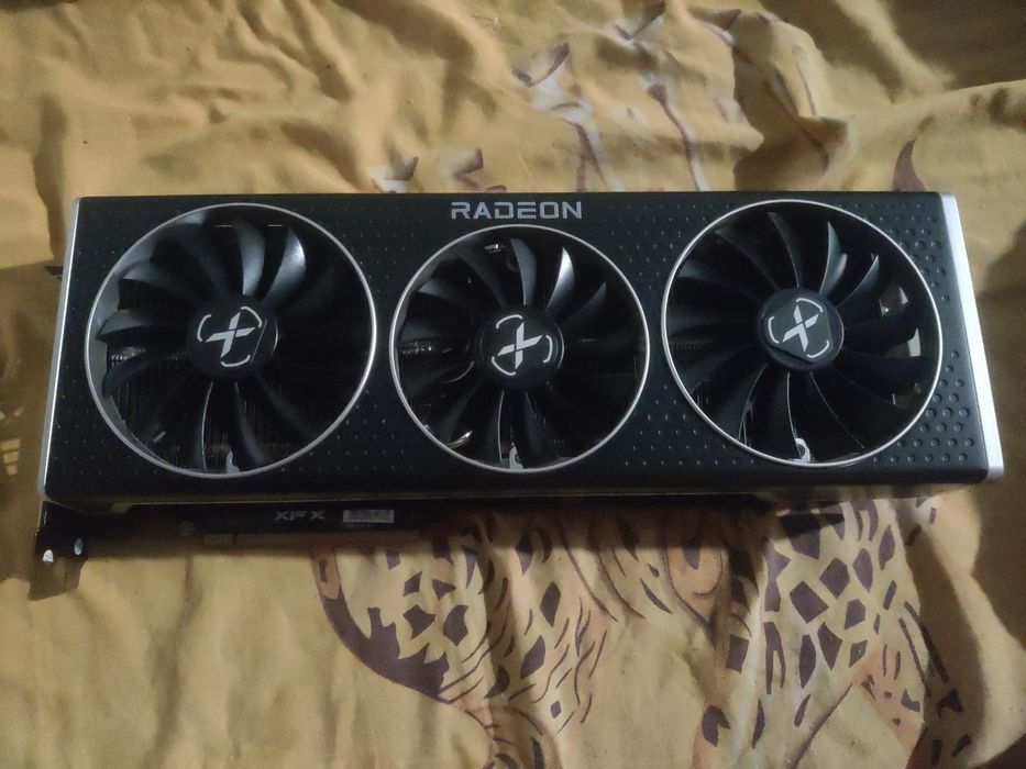 Видеокарта Rx 6800 xt 16Гб