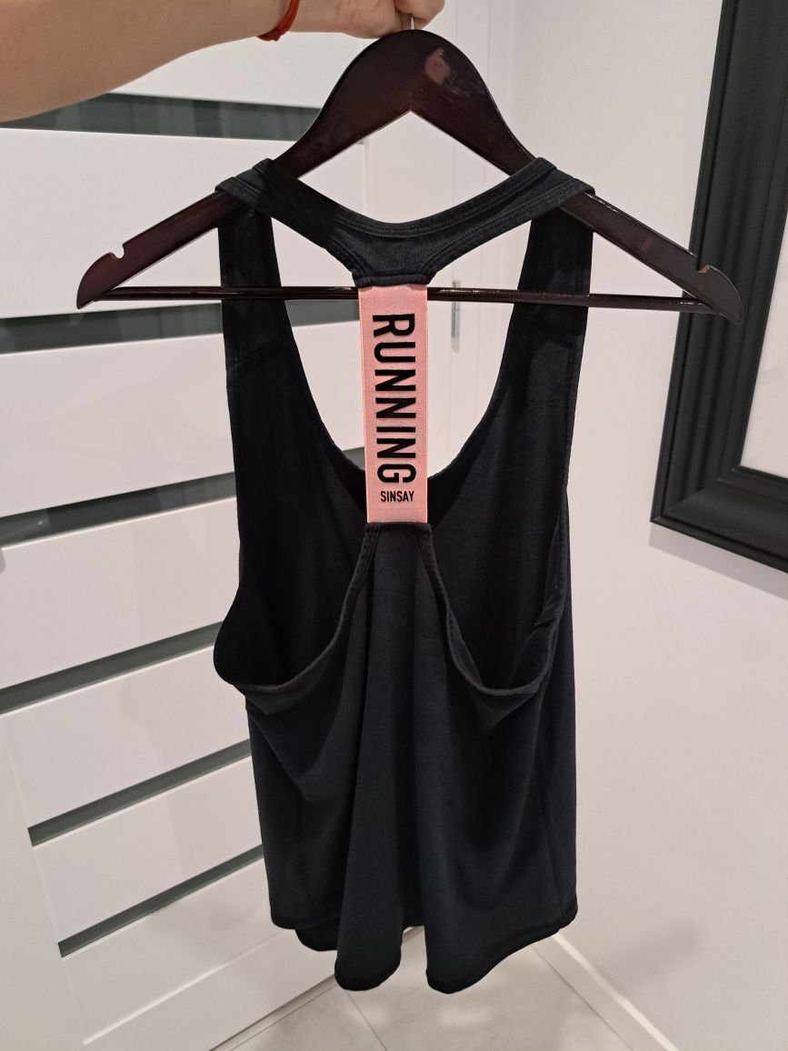 Czarny top sportowy treningowy Sinsay 38 M Czarny