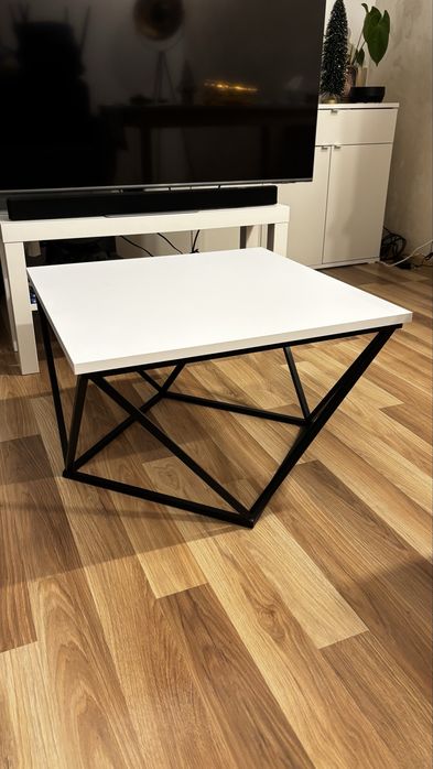 Stolik kawowy (diament)