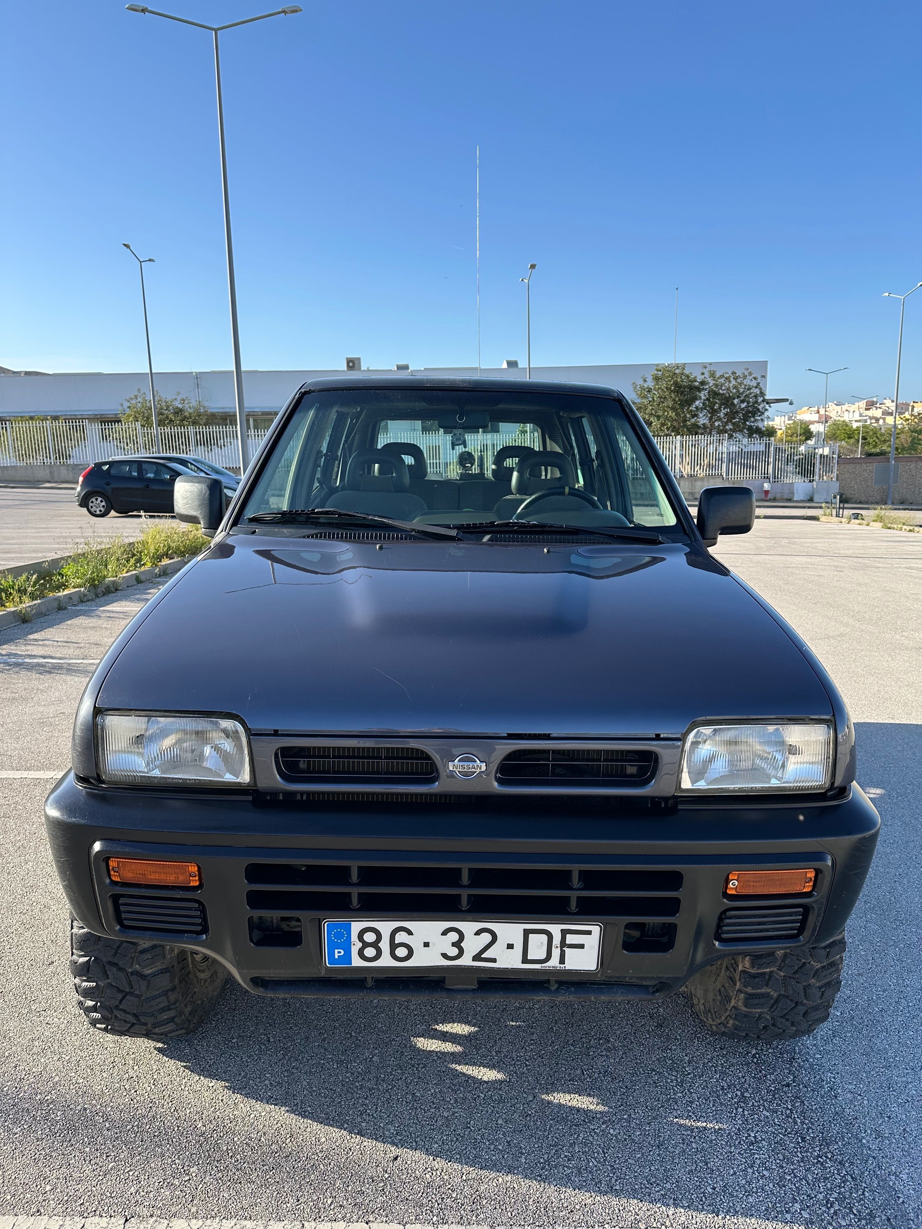 Nissan Terrano II