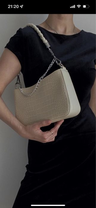 Нежно бежевая сумка