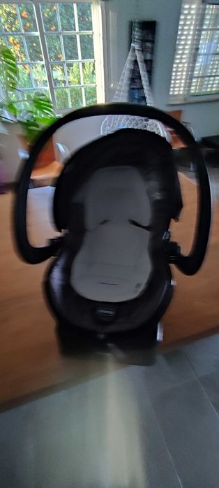 Carrinho de bebé trio Chicco