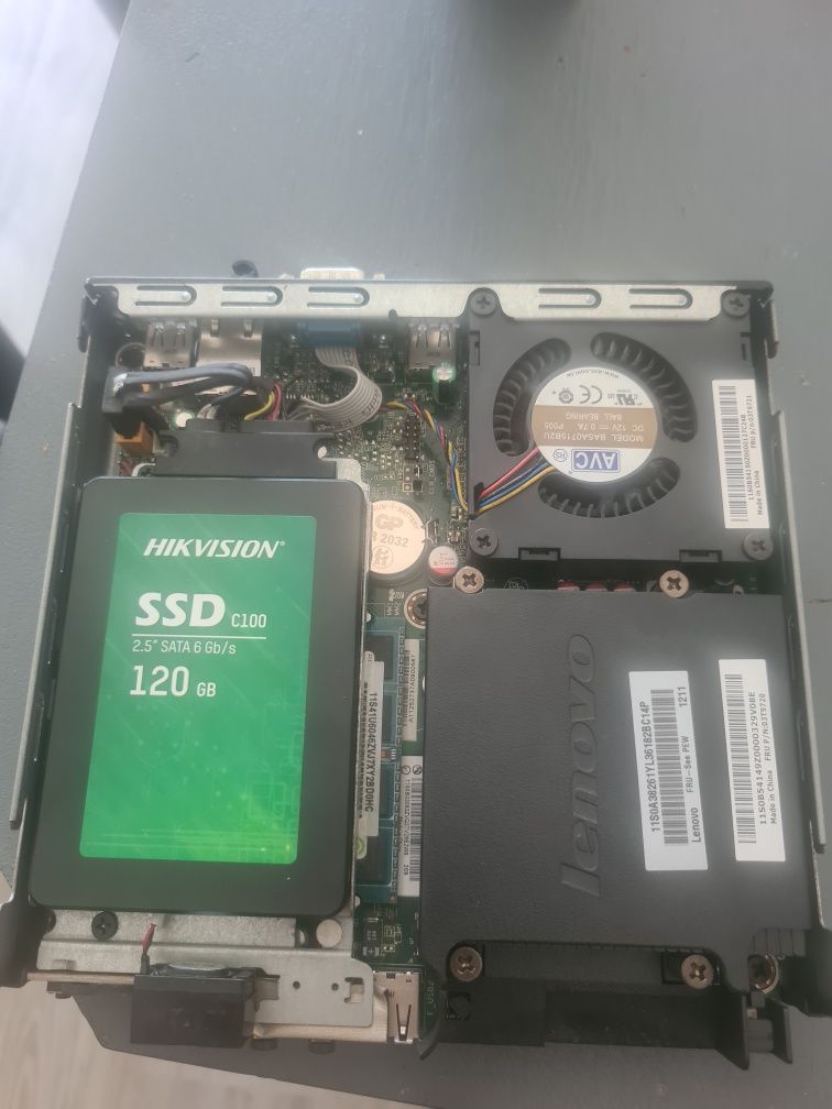 Lenovo ThinkCentre Tiny