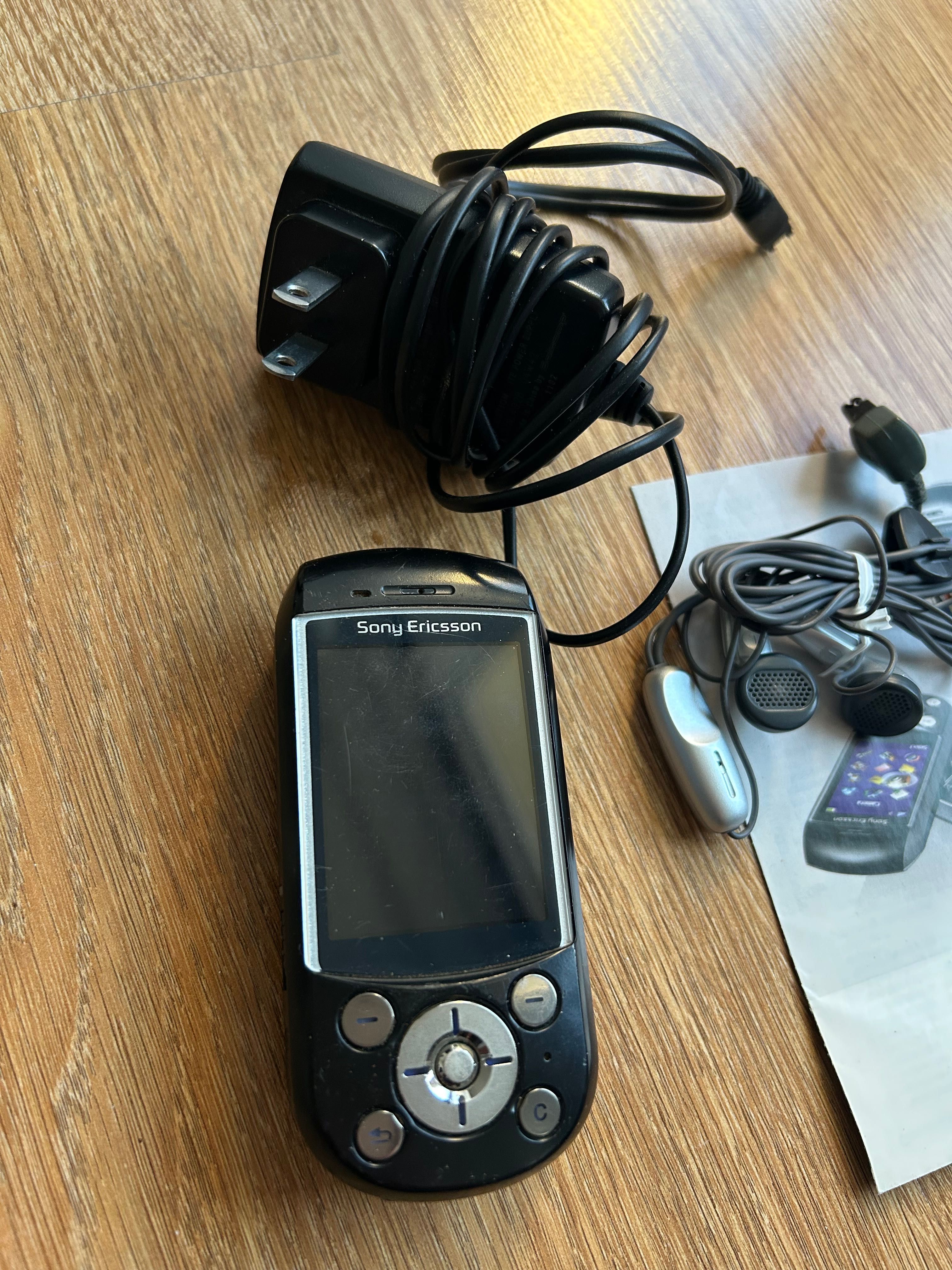 Sony Ericsson S710 zestaw z USA