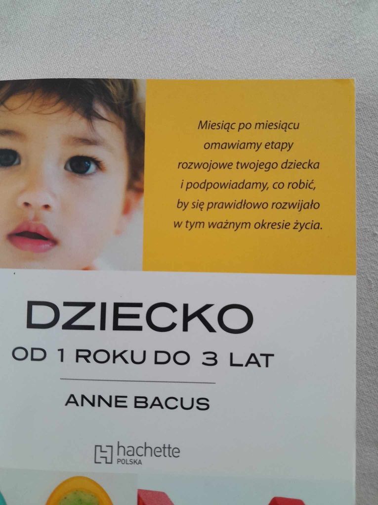 Książka o rozwoju dziecka.