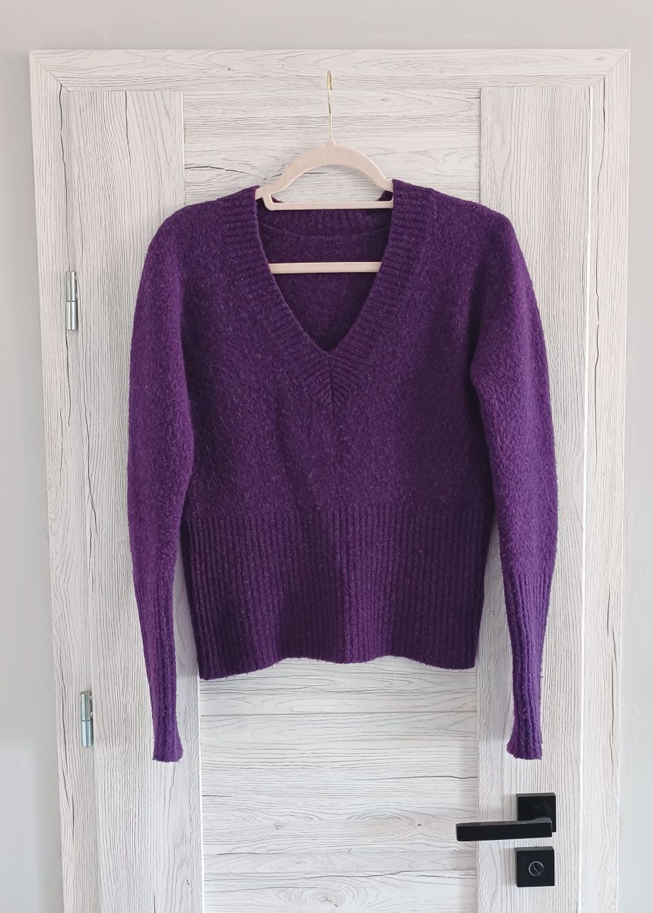 Włoski Fioletowy Sweter W Serek 60% Moher 20% Wełna rozmiar M