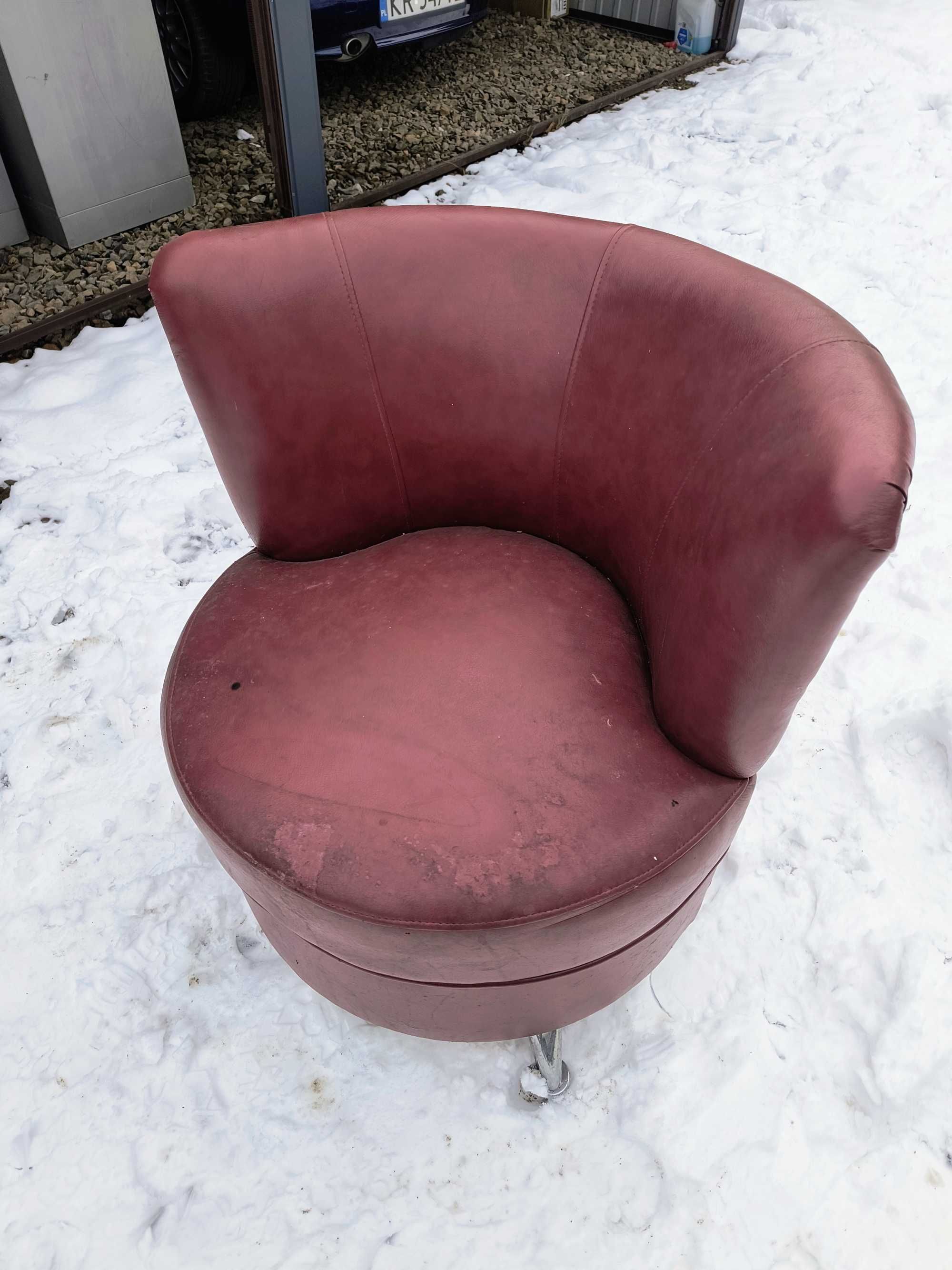 Zestaw retro – skórzana kanapa i fotel klubowy