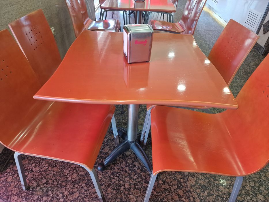 Mobiliário confeitaria