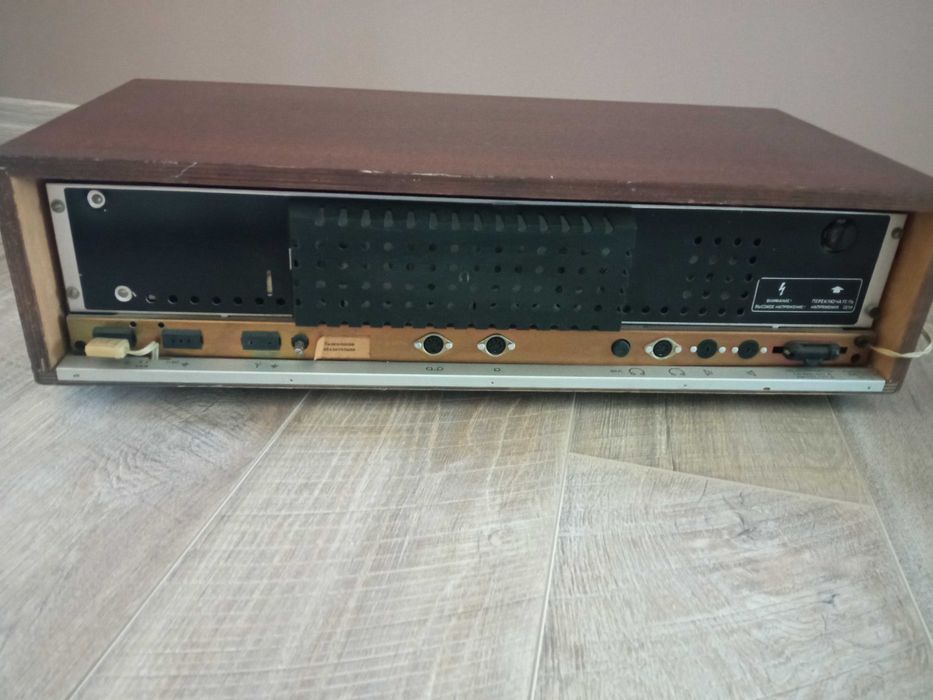 Радіола Melodija 104 stereo