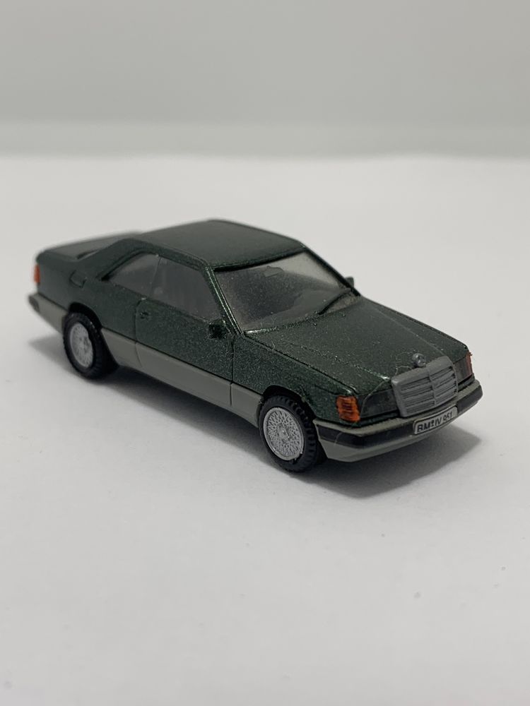 Mercedes 300 CE da Herpa 1/87