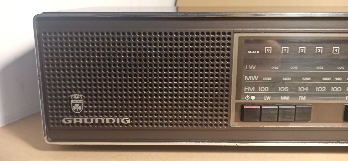 Radio Grundig RF 625