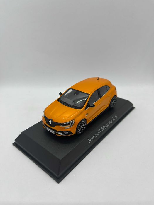 NOREV Renault Megane RS 2017 orange 517726  1:43 1/43