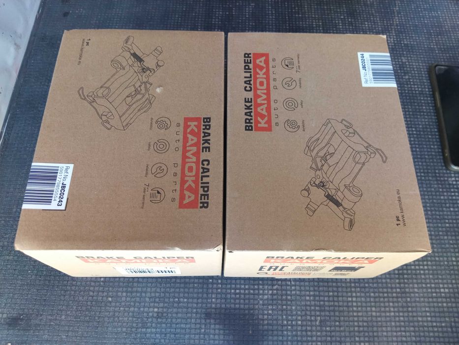 супорт зад Skoda SuperB Passat B5 Audi aA4 B5 A6 C4  A6 C5 Пассат Б5