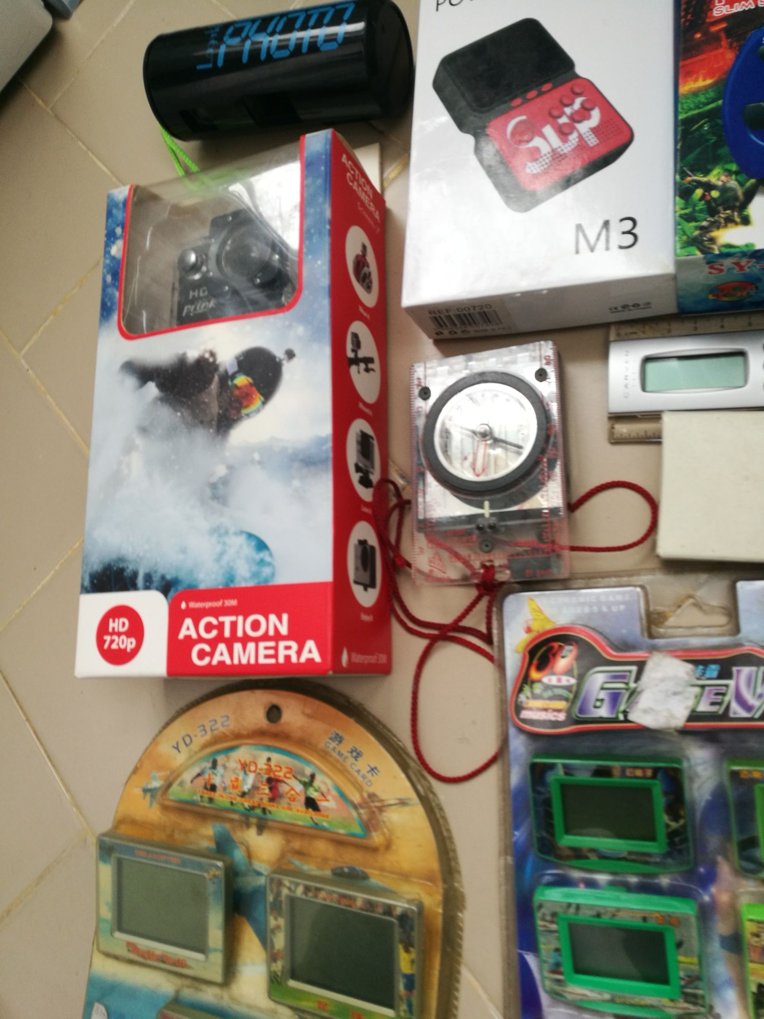 Lote de jogos e câmaras fotográfica