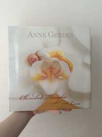Anne Geddes album zdjęcia dzieci sesja