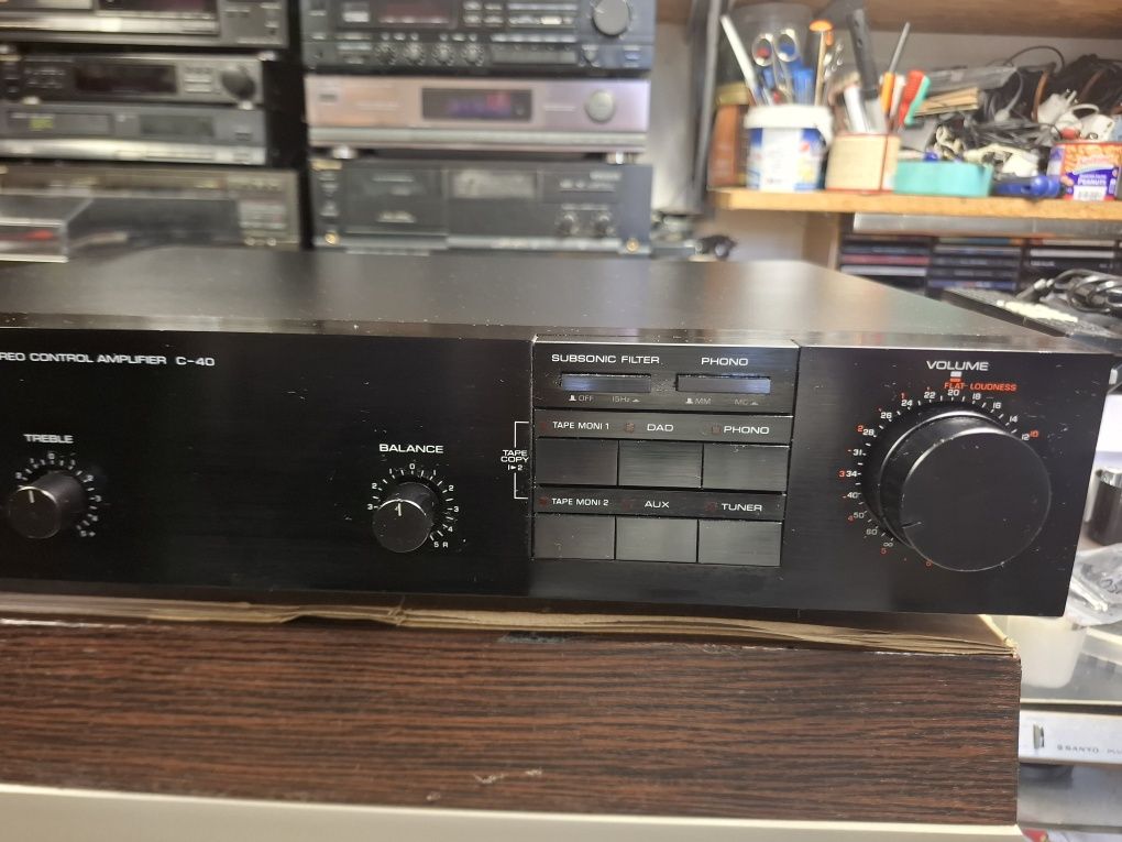 Przedwzmacniacz Yamaha C-40