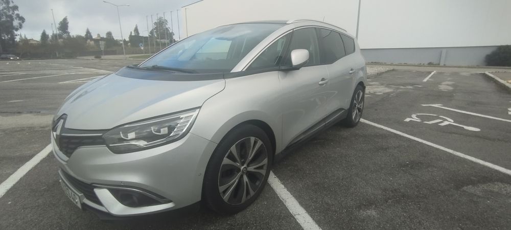 Renault Grand Scenic IV 1.5 DCI EDC 7 lugares