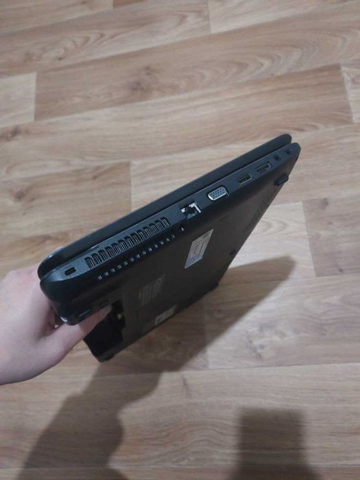 Ноутбук Toshiba Satellite Intel-i5, SSD+HDD