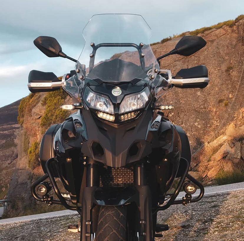 Benelli TRK 502x | Punhos Aquecidos | Luzes Auxiliares | Pneus Novos