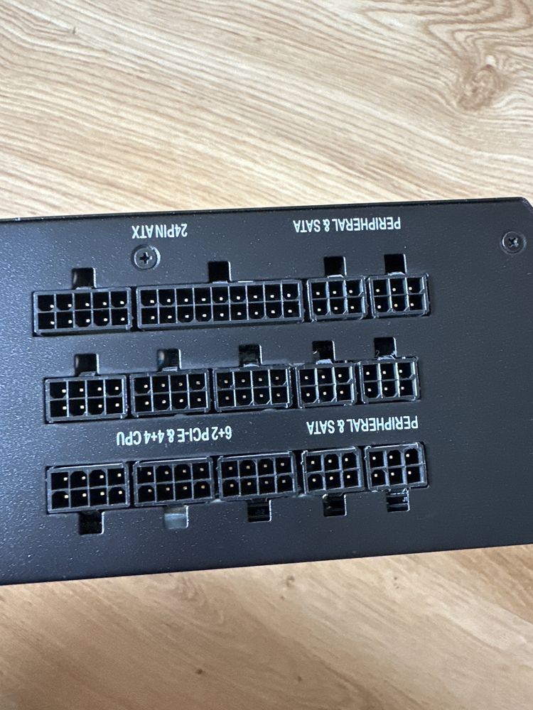 Zasilacz Corsair rm1000x stan nieznany