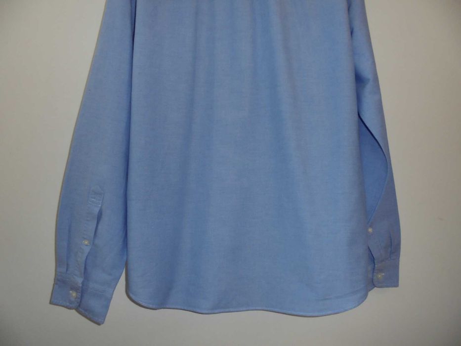 camisa de homem cor azul bebé