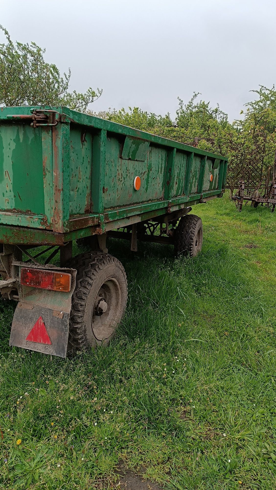 Przyczepa kaczuszka d35 wywrotka