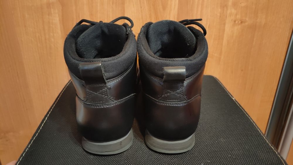 Buty męskie zimowe helly hansen