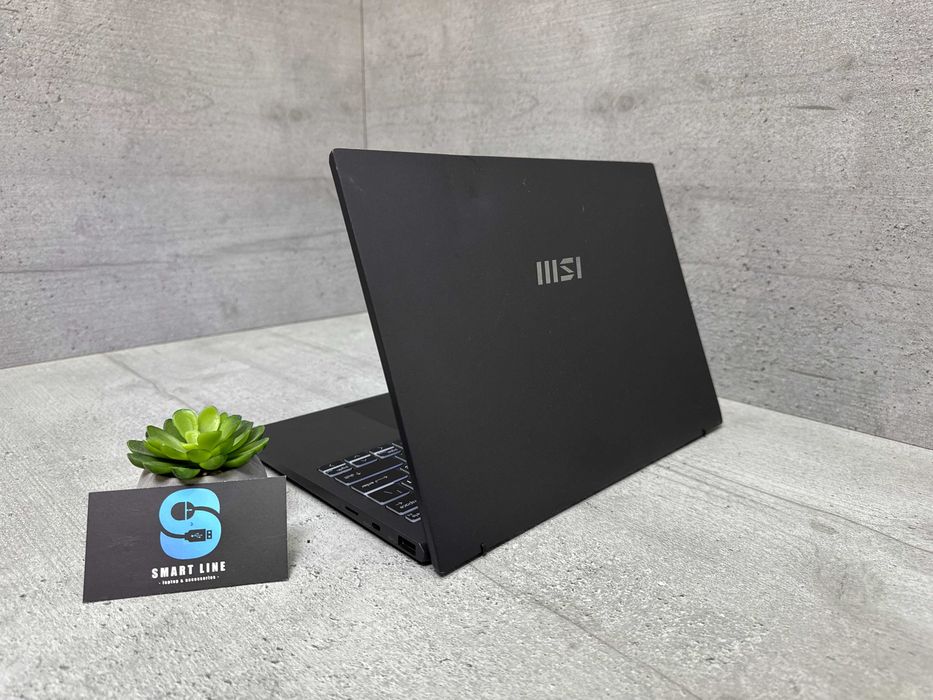 Стильний ноутбук MSI Prestige 13 AI Evo/32 ddr5/512 ssd/Intel Ultra 7