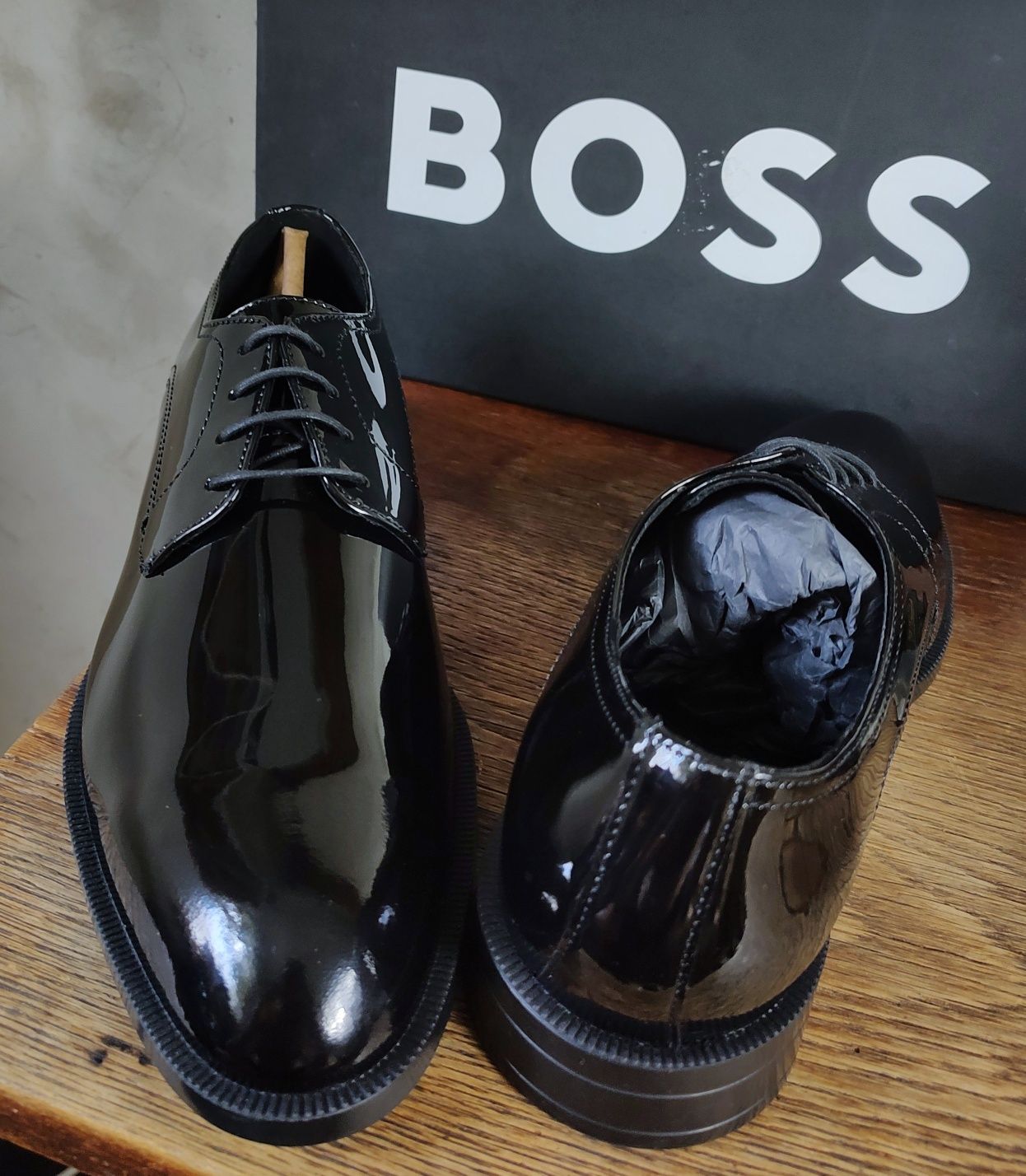 BOSS__półbuty / buty (8,5 / 42,5 / 43) derby eleganckie lakierowane