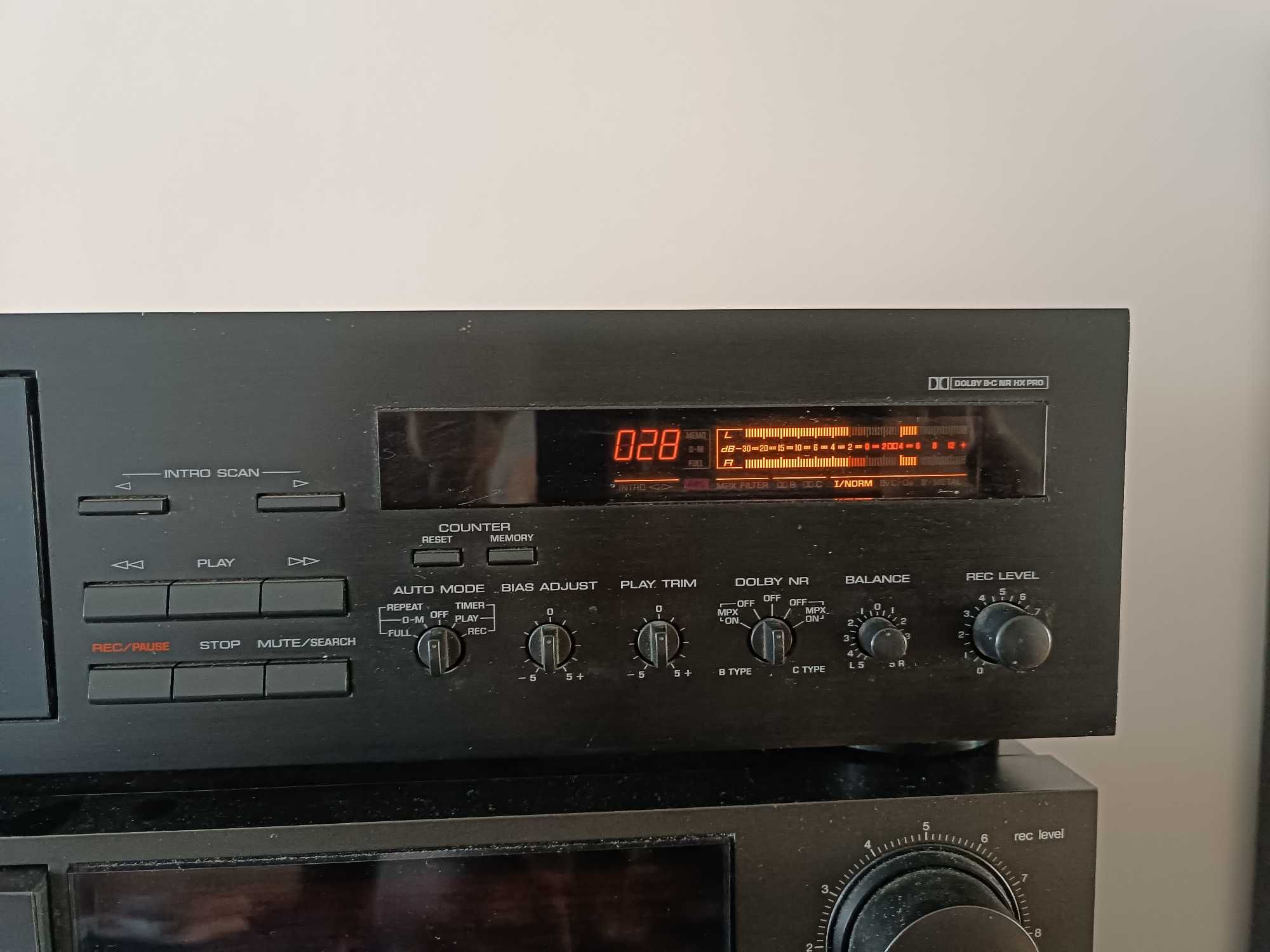 Magnetofon  Yamaha KX-330 czarny