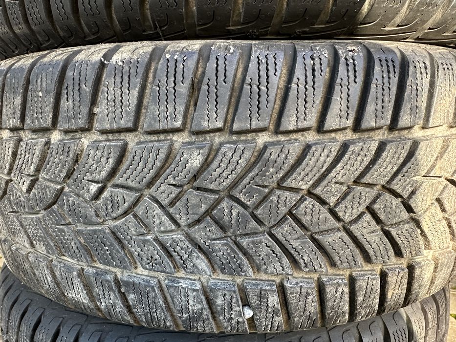 Колеса шини зима 4 шт 2021 рік 205/50 R17 GOODYEAR зима