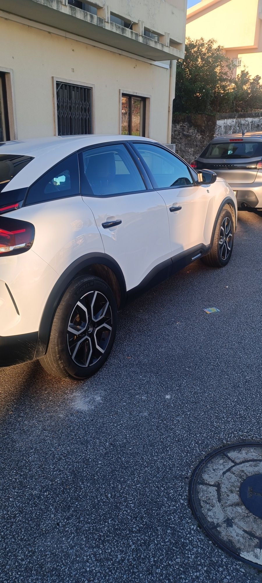 Alugo carro para TVDE