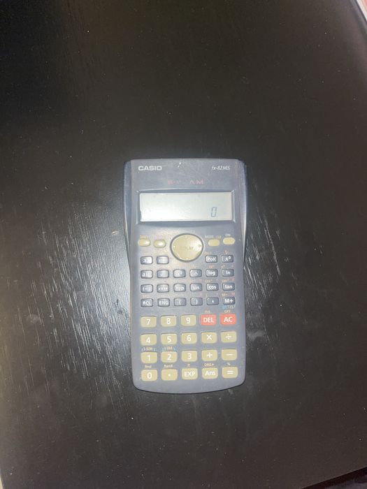 Calculadora científica casio fx-82ms