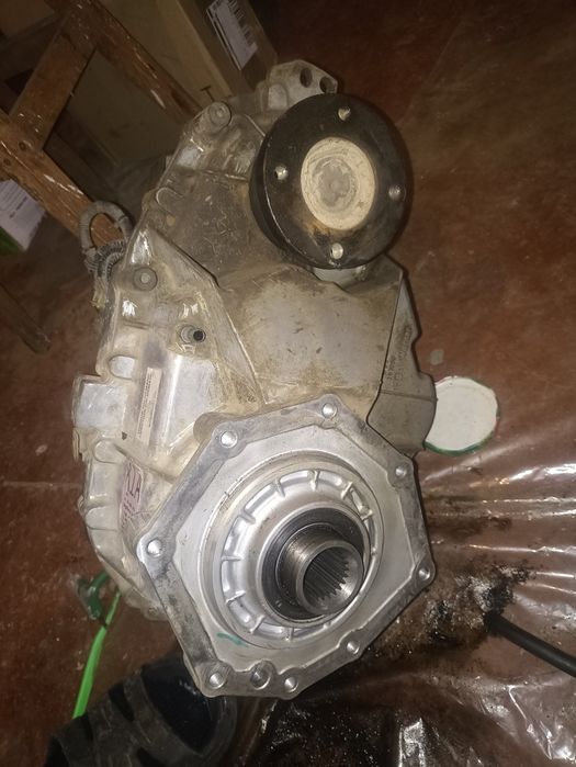 Роздатка Кіа соренто 2.5 дизель, автомат