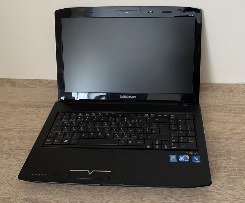 Medion Akoya E6214