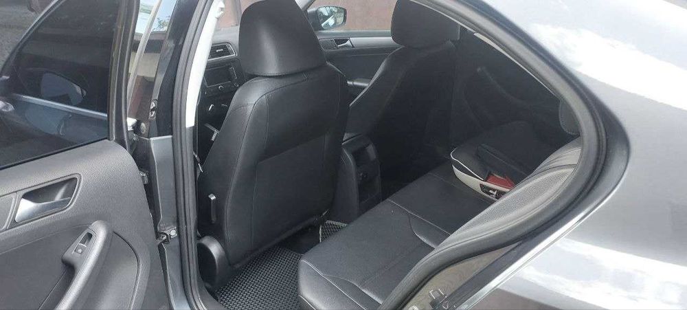 Volkswagen Jetta 2015 1.8 tsi