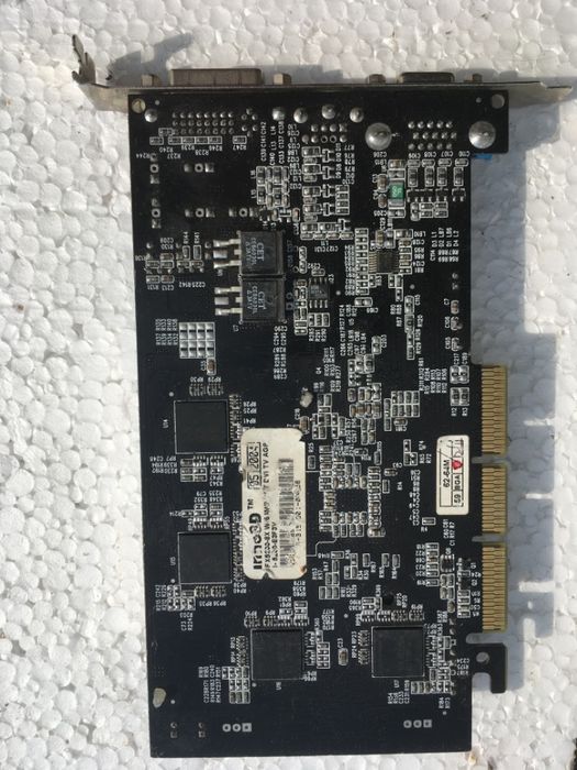 AGP вдіеокартку NVidiA Radeon